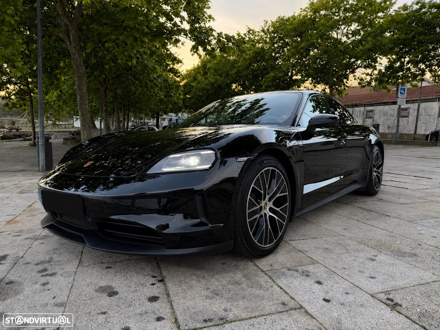 Porsche Taycan Black Edition