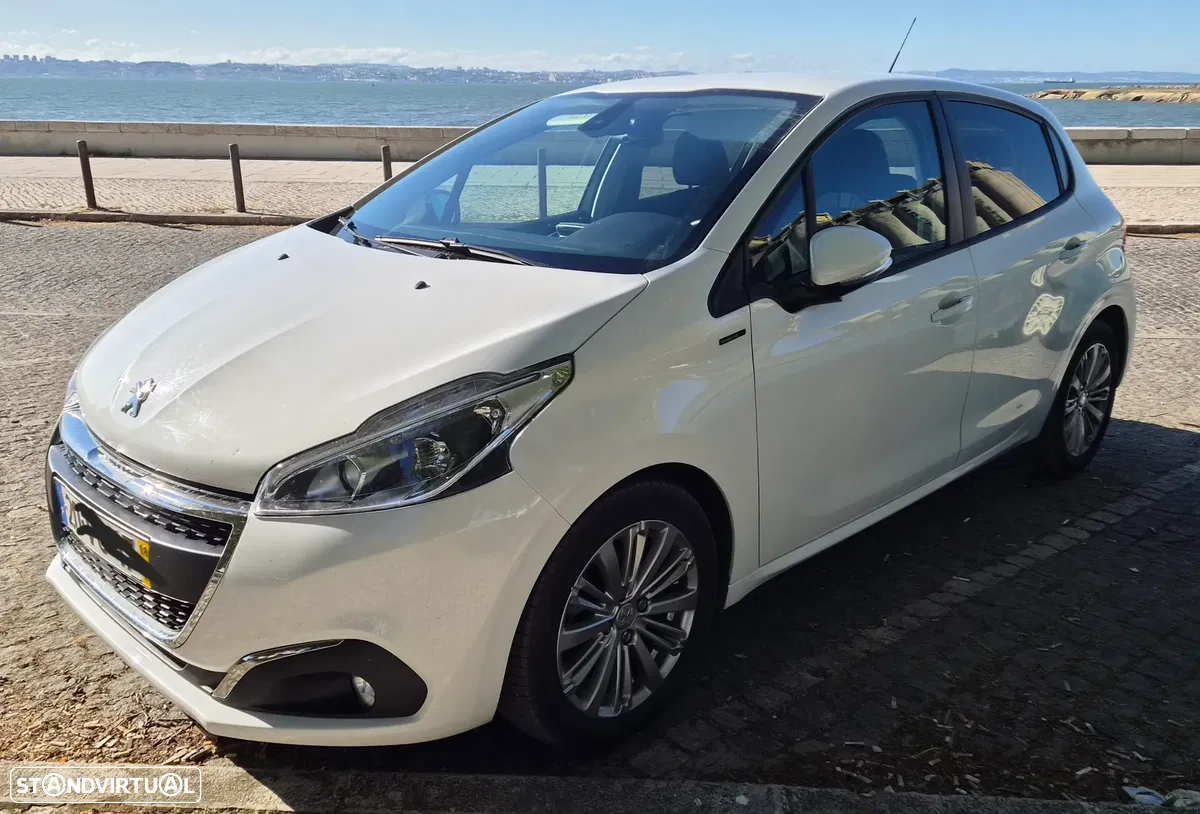 Peugeot 208 1.5 BlueHDi Signature