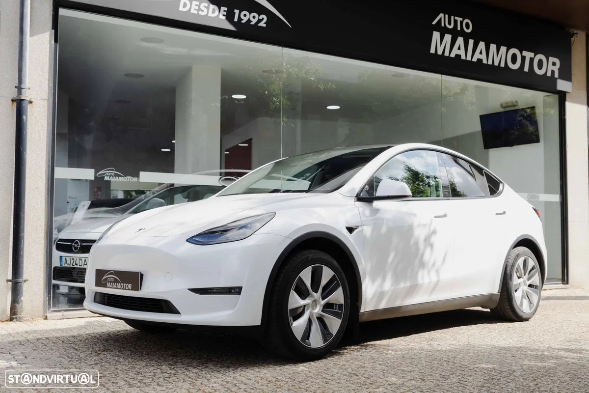 Tesla Model Y Long Range Tração Integral