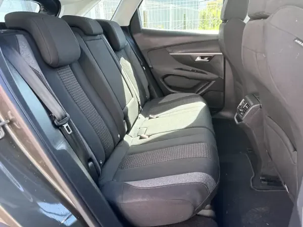 Peugeot 3008 2019 1.2 PureTech Allure Pack