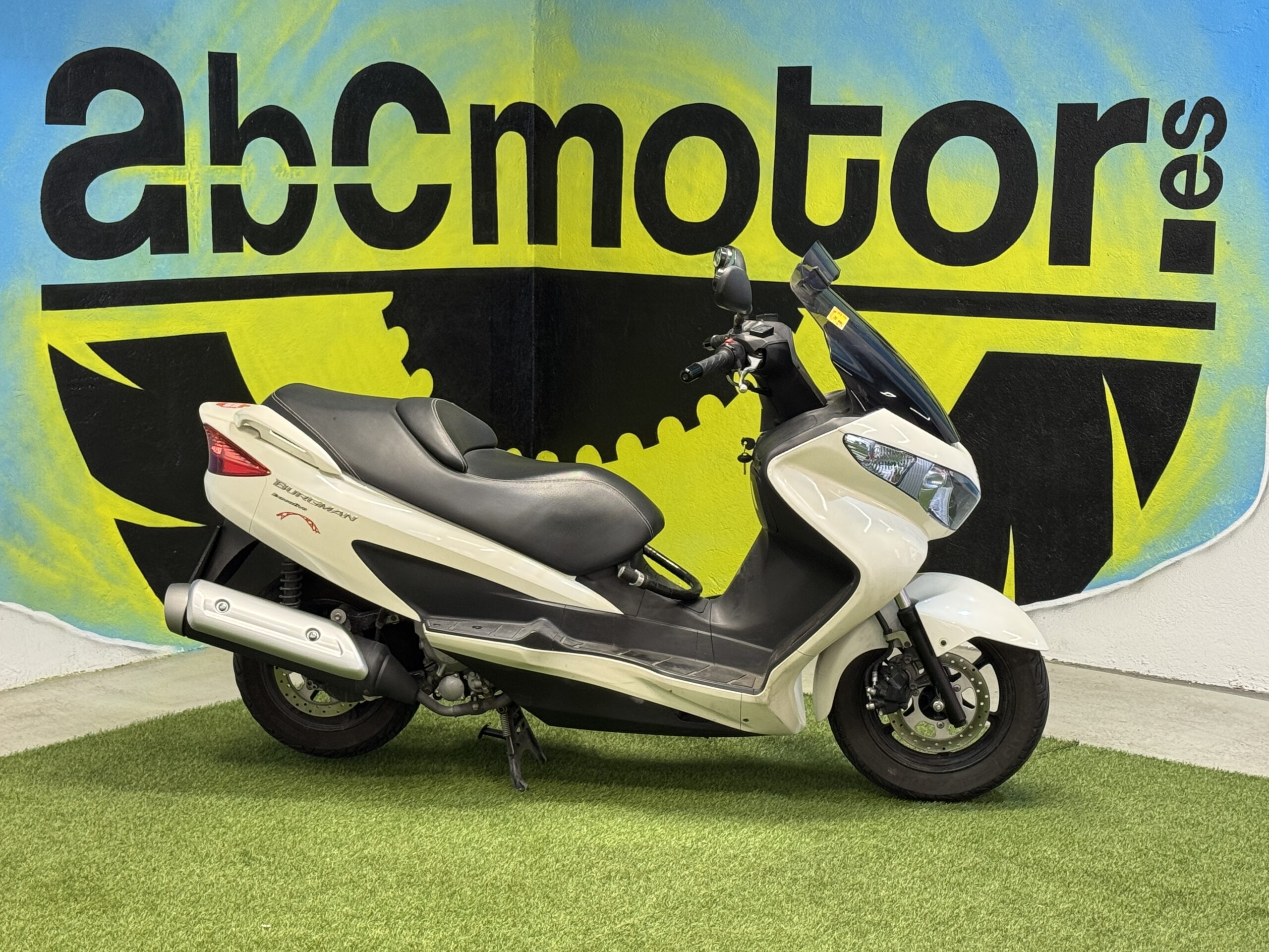 Suzuki BURGMAN 125 executive 2012