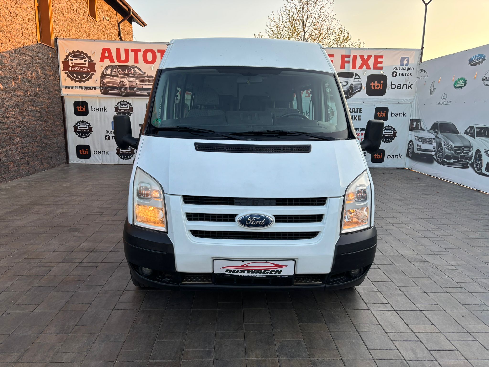 Ford Transit CUSTOM 2009 2.4 Diesel 9 locuri