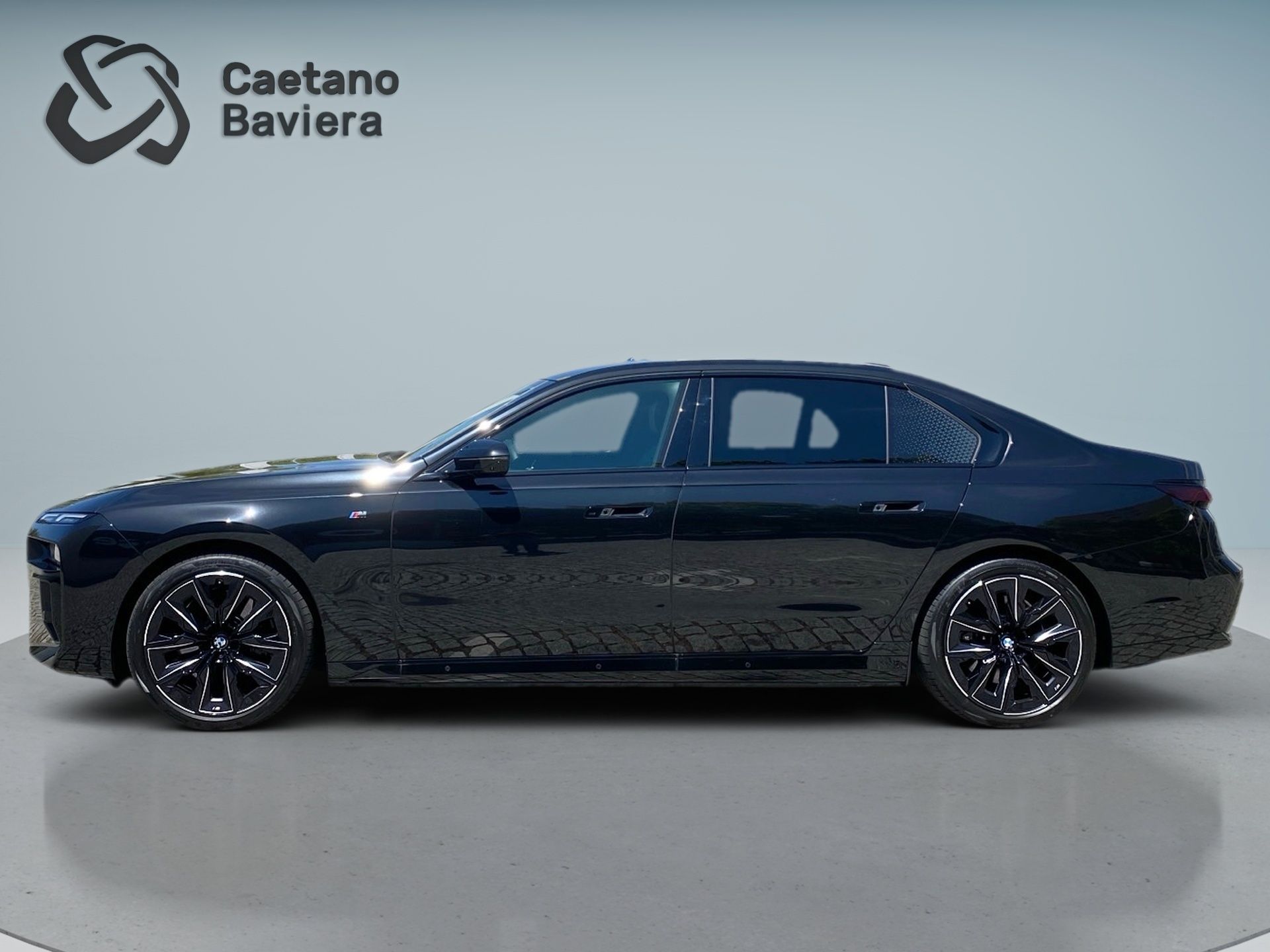BMW I7